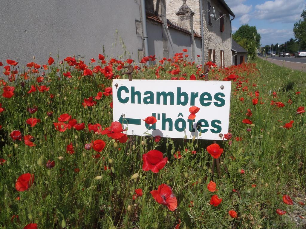 Chambres D'Hotes Du Domaine De Jacquelin Saint-Germain-du-Puy Luaran gambar